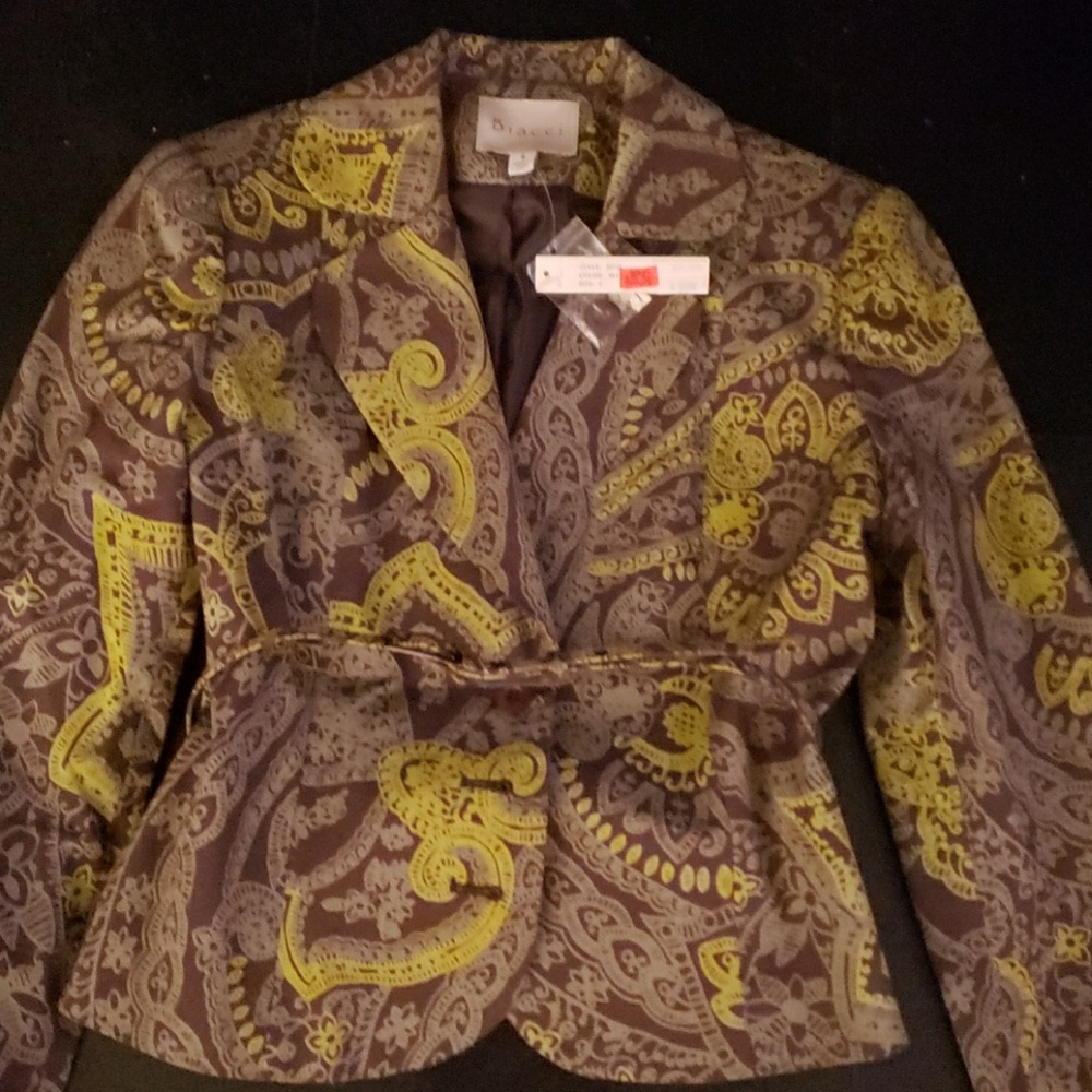 Blaze Size 6 brand nwq / never worn/ with tag atta